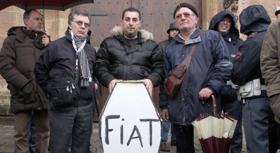 Riesplode la protesta degli operai ex-Fiat di Termini Imerese che oggi hanno occupato alla fine dell’assemblea e dopo un sit in la sede dell’Agenzia delle Entrate. Intanto a Pomigliano a […]