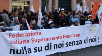 5 novembre 2013 Alle associazioni – alle persone con disabilità – ai familiari – ai cittadini del Veneto UNA PETIZIONE PER AFFERMARE I DIRITTI E CONTRASTARE LA RIDUZIONE DEI SERVIZI […]